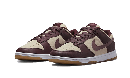 Dunk Low Plum Eclipse